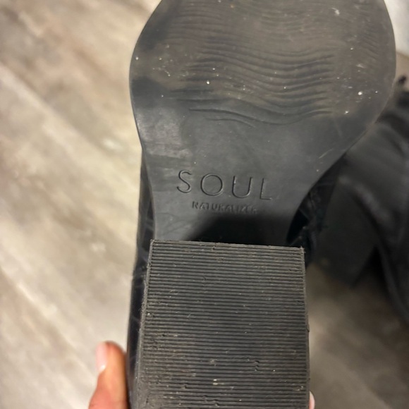 SOUL Naturalizer | Micah Black Croc-Embossed Ankle Boots Heeled Size 8.5 - Picture 8 of 9